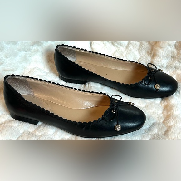 Ralph Lauren Shoes - Ralph Lauren Glennie Black Leather slip on ballet flat women’s size 6.5
